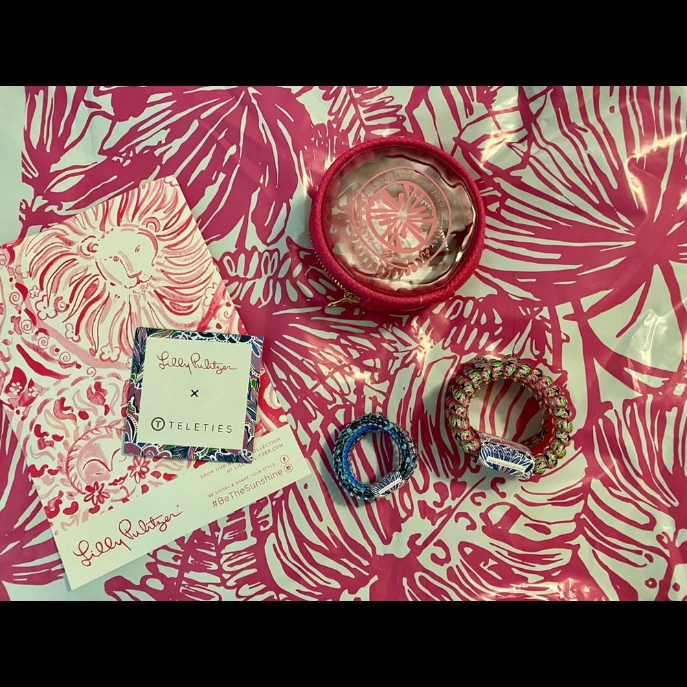 Lilly Pulitzer x Teleties